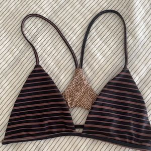 Acacia dark classic Shaka top in size medium